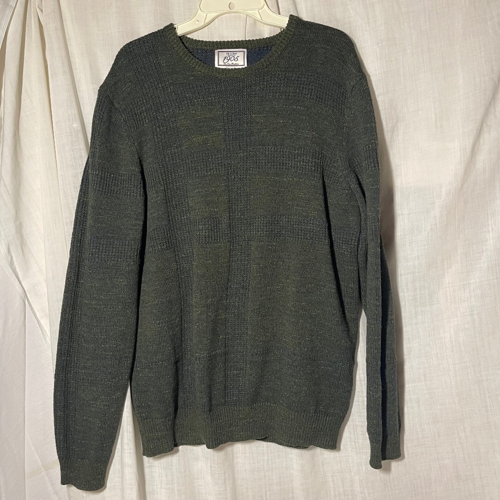 Jos A Banks Mens Sweater. Green with Navy undertones. Crewneck. Large.